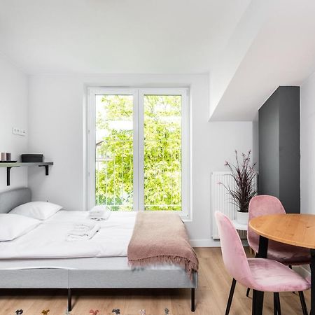Smart Apartments - Old Town & Main Train Station - By Upstairs Krakow Luaran gambar