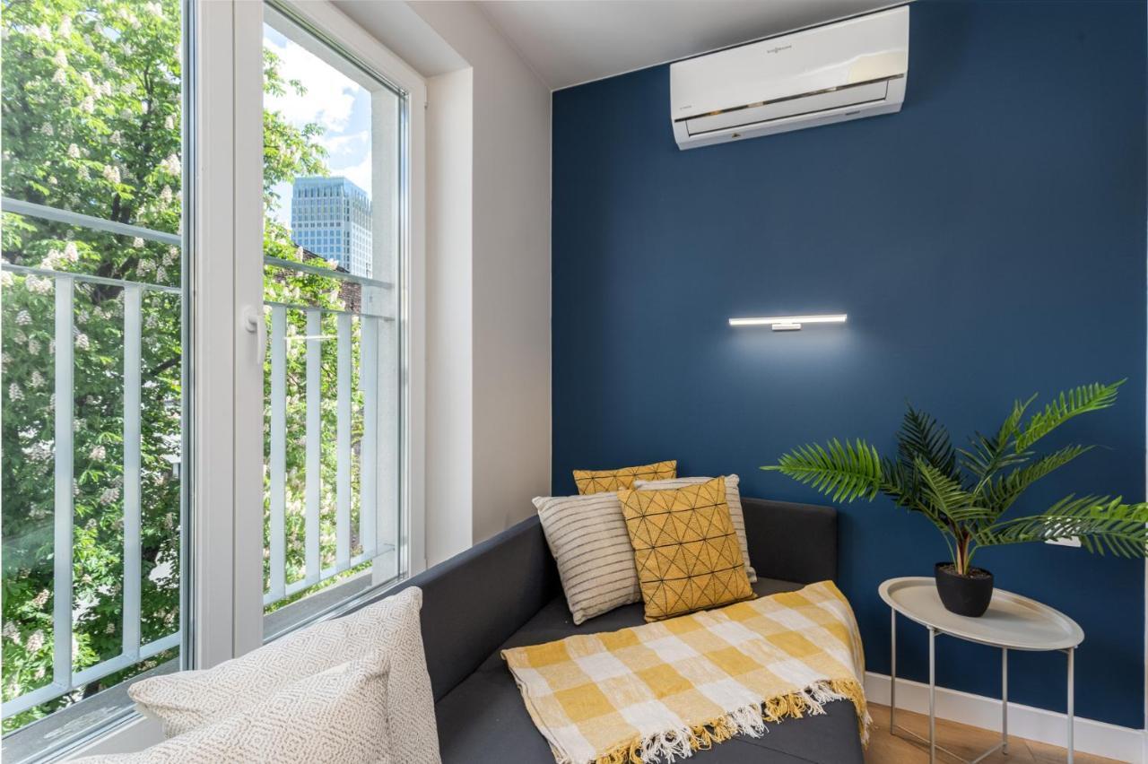 Smart Apartments - Old Town & Main Train Station - By Upstairs Krakow Luaran gambar