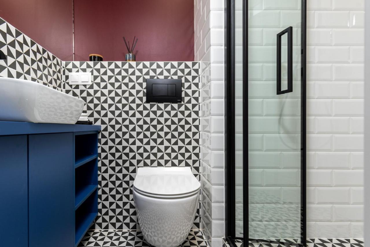 Smart Apartments - Old Town & Main Train Station - By Upstairs Krakow Luaran gambar
