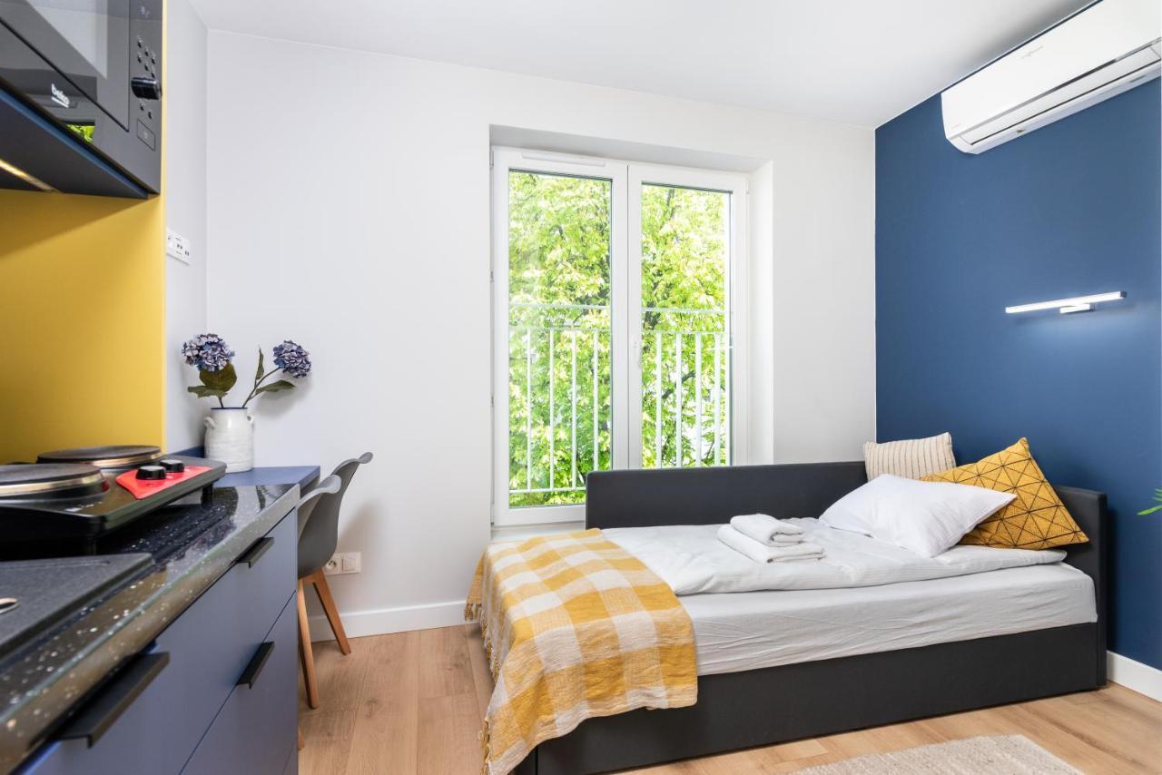 Smart Apartments - Old Town & Main Train Station - By Upstairs Krakow Luaran gambar