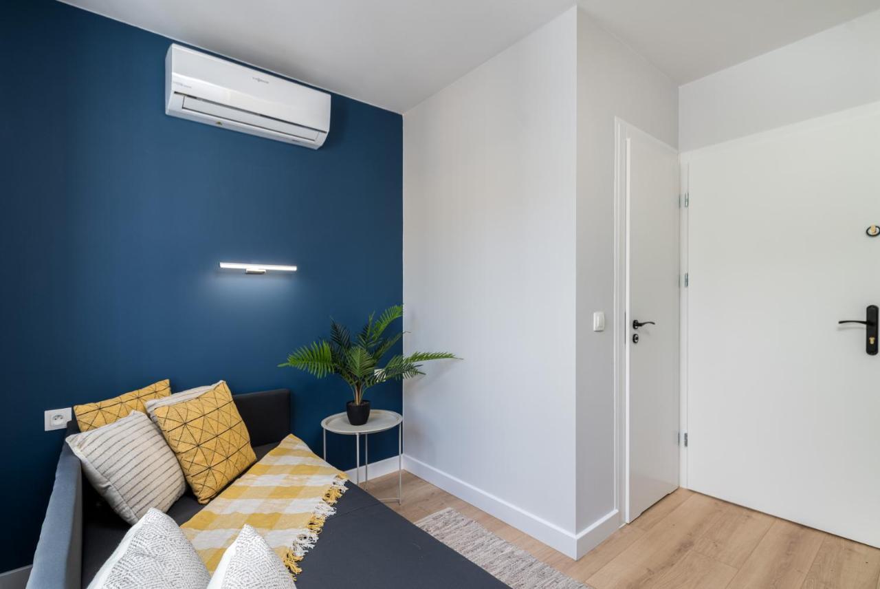 Smart Apartments - Old Town & Main Train Station - By Upstairs Krakow Luaran gambar