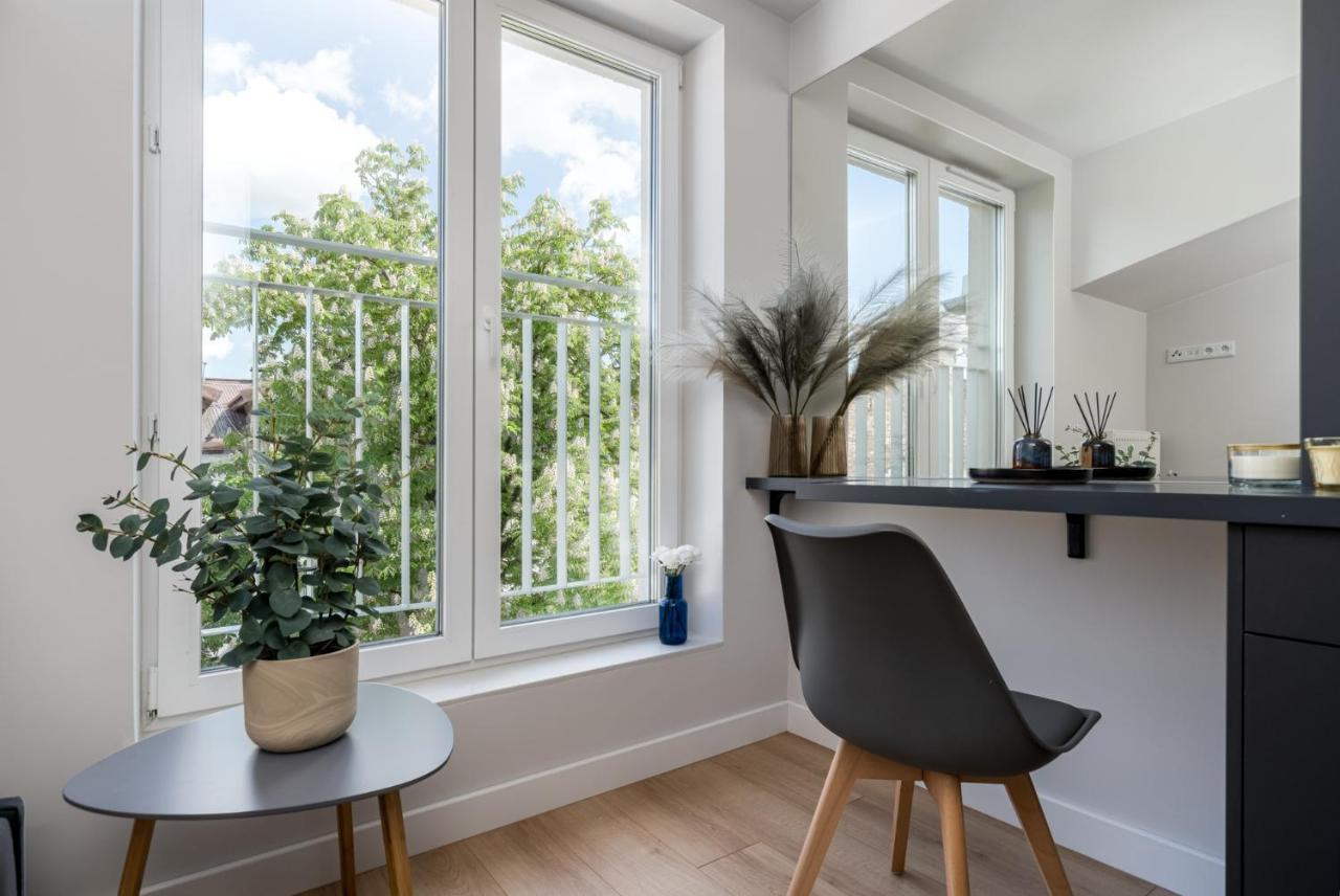Smart Apartments - Old Town & Main Train Station - By Upstairs Krakow Luaran gambar