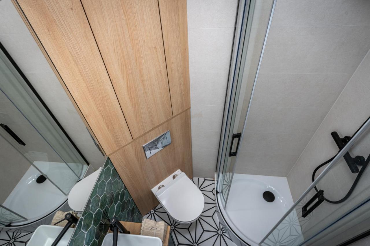 Smart Apartments - Old Town & Main Train Station - By Upstairs Krakow Luaran gambar